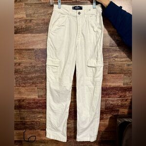 Hollister, Ultra High-Rise Dad Pant, Size 00R/24R, White, Cargo
#0006